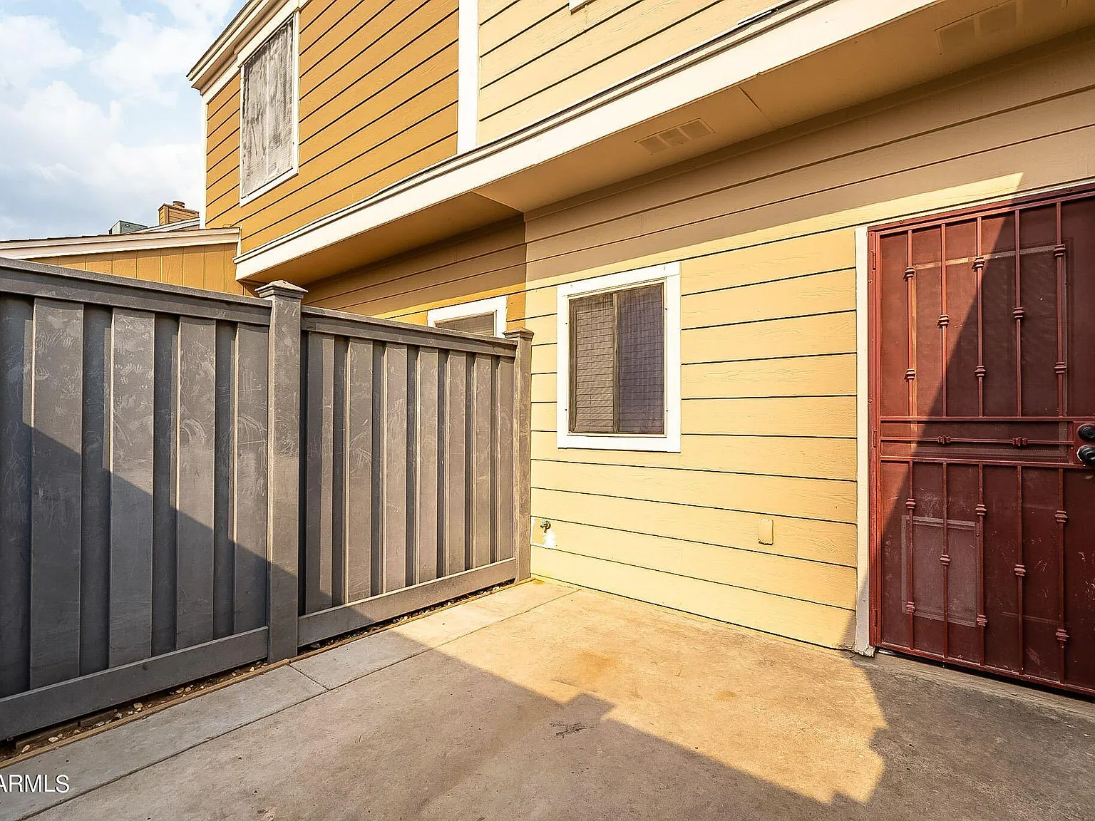 2 bed, 1.5 bath, 840 sqft, $1,500 — Photo 1
