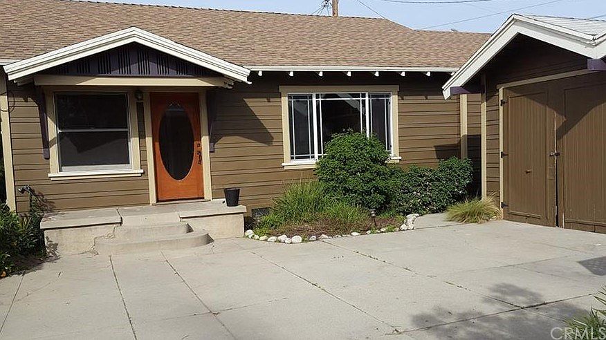 1st image of 3729 E 5th St