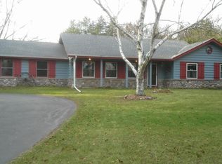 W319S4343 Highview Rd, Waukesha, WI 53189
