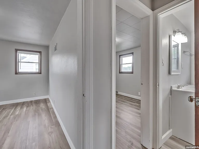 524 Harrison St — Photo 4