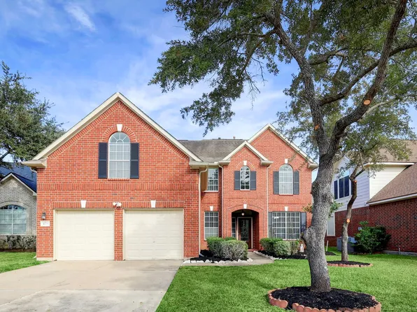 4615 Russett Ln, Sugar Land, TX 77479