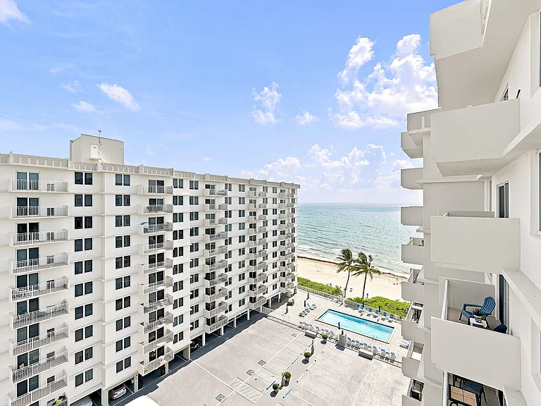 3221 S Ocean Blvd #902 — Photo 1