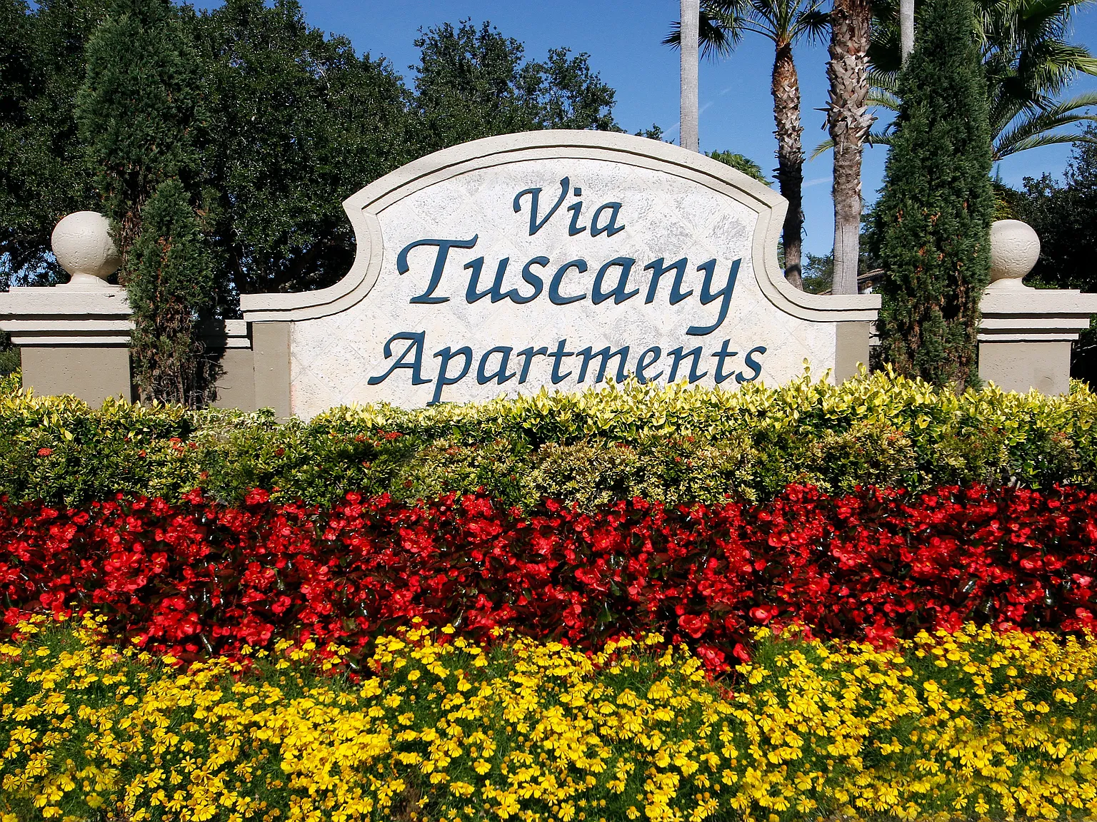 Via Tuscany Apartments — Photo 2