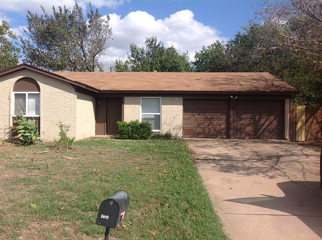 3 bdrm and 1.5 bath, 2 car garage
