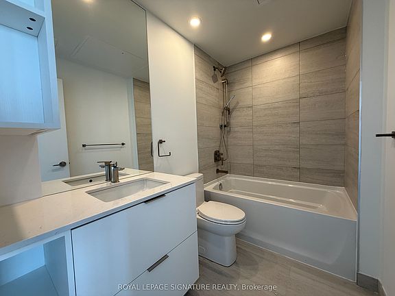 5th image of 1 Fairview Rd E #1713