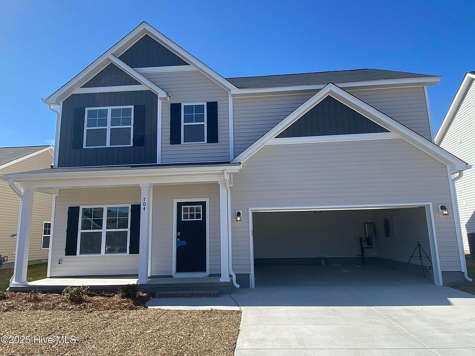 2nd image of 704 Oleander Drive