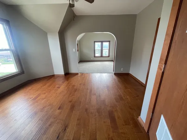 1216 Marquette Avenue-Duplex, 1216 Marquette Ave, South Milwaukee, WI 53172