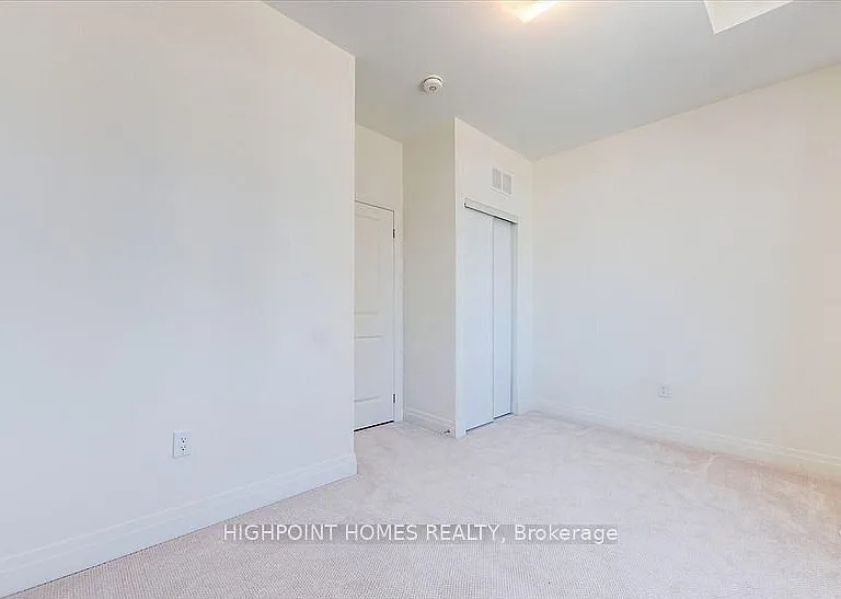 641 Port Darlington Rd #20 — Photo 28