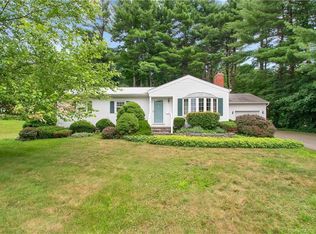 2 Janet Ln, Vernon, CT 06066