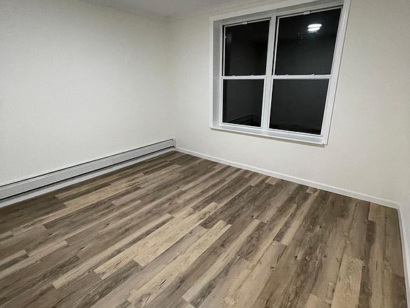 4th image of 2522 W 16th St APT 2