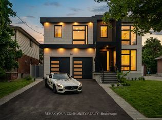 14 Ranwood Dr, Toronto, ON M9N 3E9