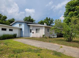 2 Partridge Dr, Kincheloe, MI 49788