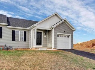 46 Star Dr, Hanover, PA 17331