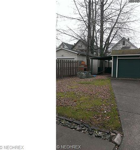 2nd image of 15710 Grovewood Ave