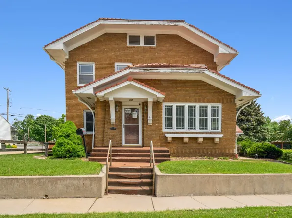 205 N Frederick Ave, Oelwein, IA 50662