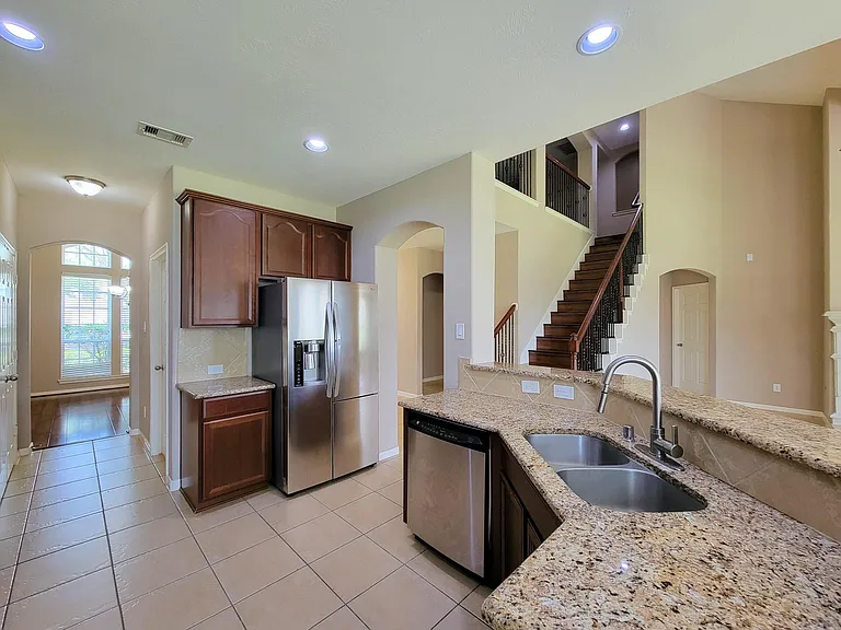 20931 Flower Croft Ct — Photo 23