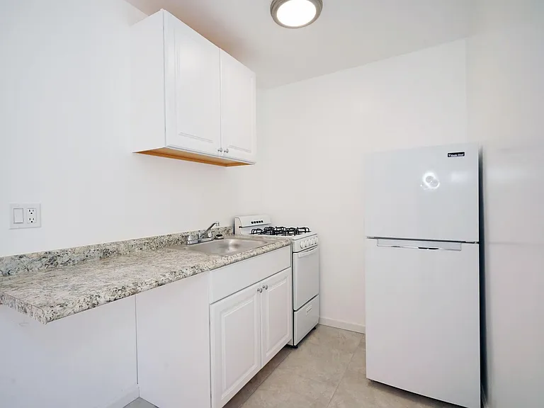 3620 W Colorado Ave #1 — Photo 9