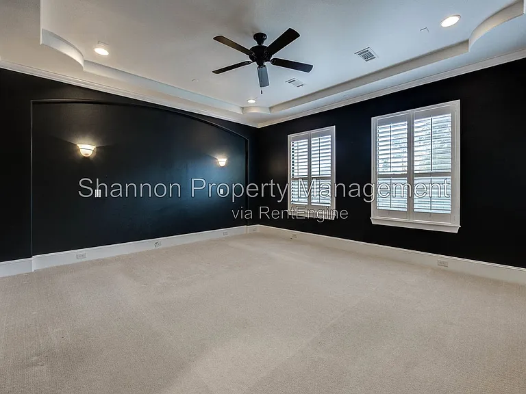 1809 W 24th St — Photo 13