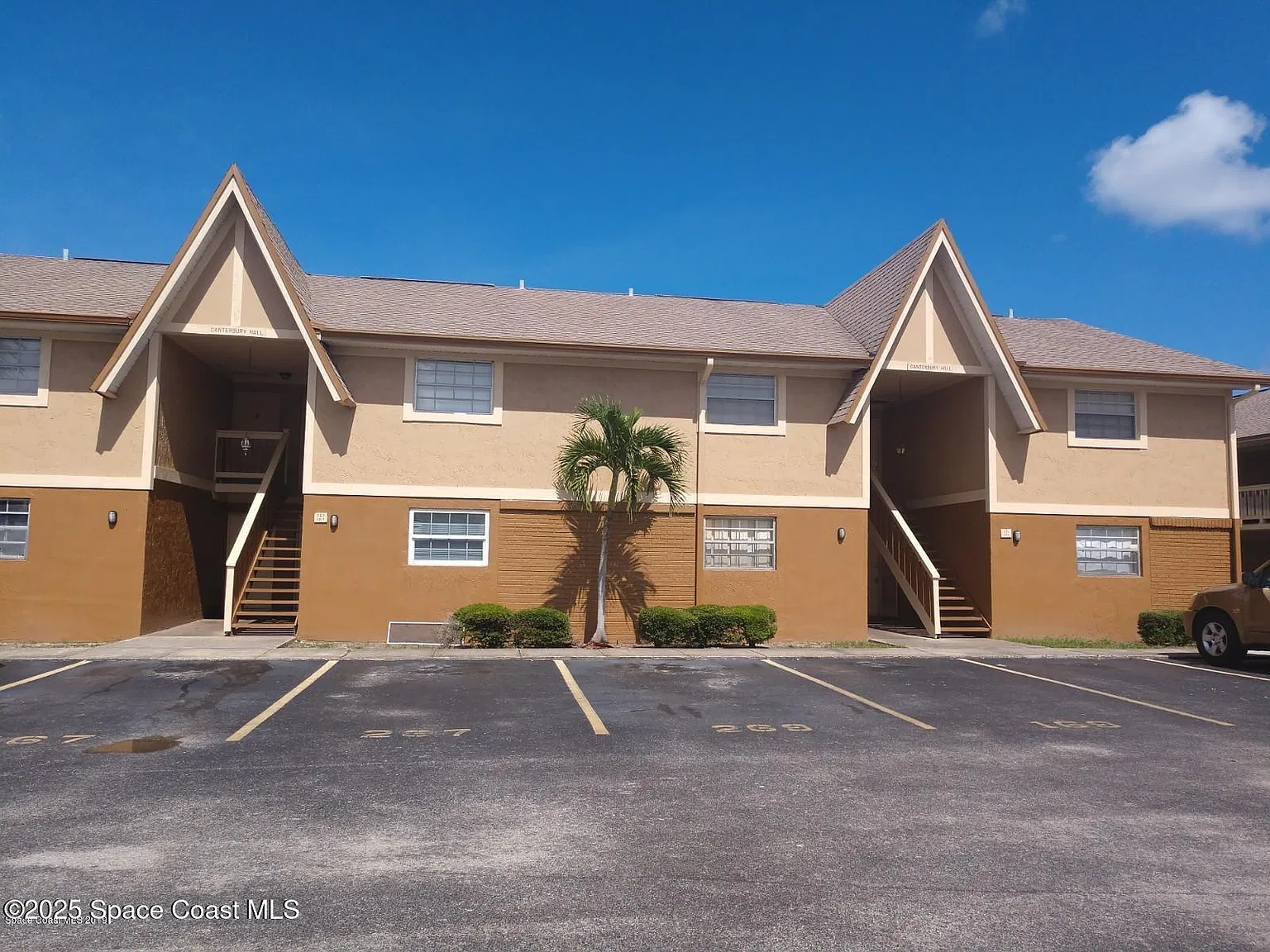 1 bed, 1.0 bath, 602 sqft, $1,200 — Photo 1