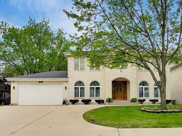 2116 Ridge Rd, Highland, IN 46322
