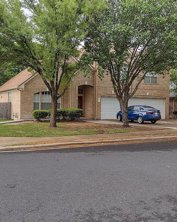 1st image of 4414 Hunters Lodge Dr