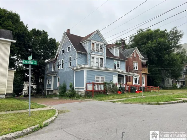 152 Chandler St, Jamestown, NY 14701