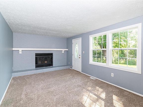 4th image of 5174 Overland Ct