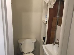 226 SW Taylor St, Topeka, KS 66603