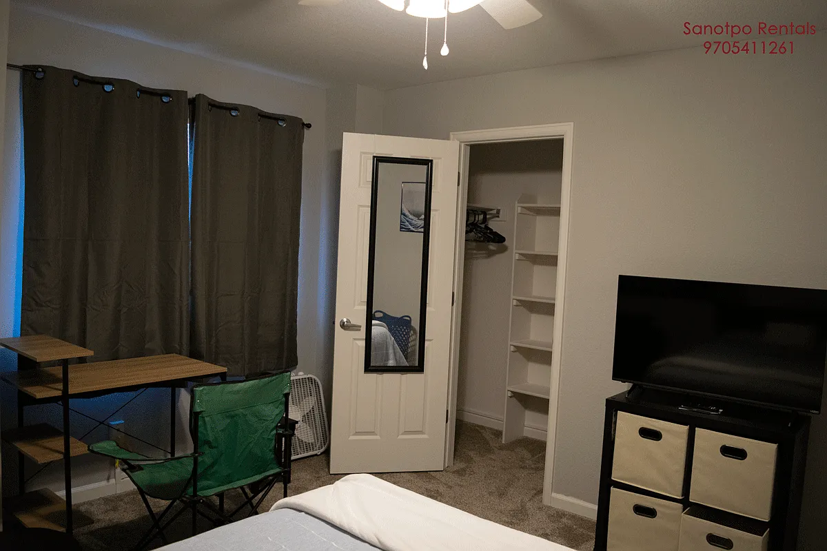 2075 Tonopas Ct — Photo 2