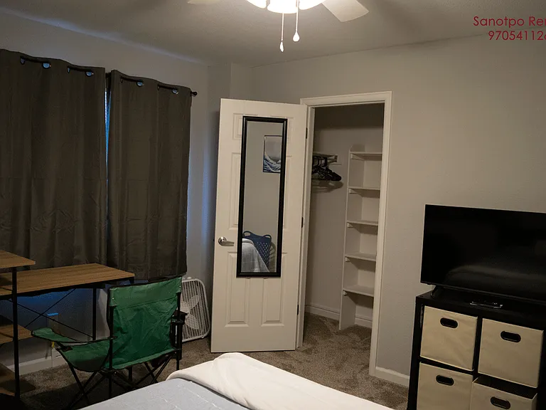 2075 Tonopas Ct #101 — Photo 2