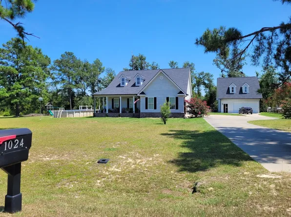 1024 Holly Estates Rd, Tarrytown, GA 30470