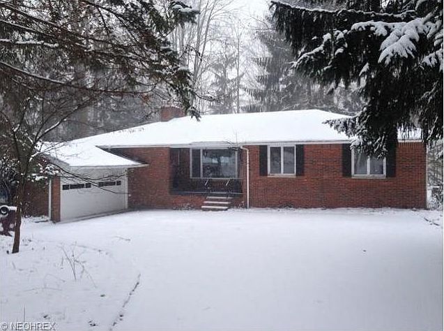 1st image of 15220 Hill Dr