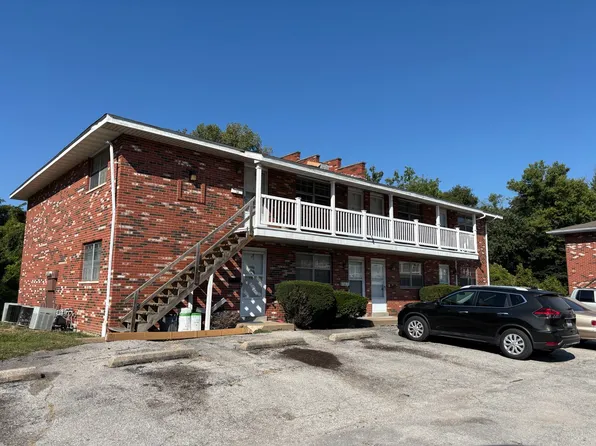 101 N 74th St #7, Belleville, IL 62223
