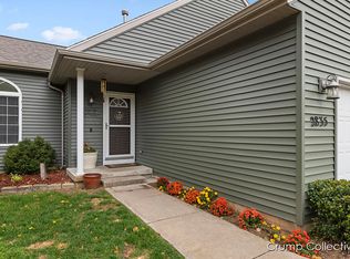2835 Leaf Ct, Cedar Springs, MI 49319
