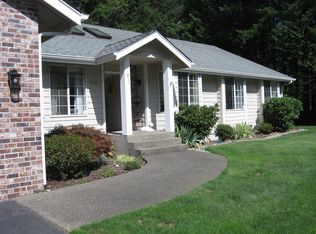 1069 SW Depot Ct, Pt Orchard, WA 98367