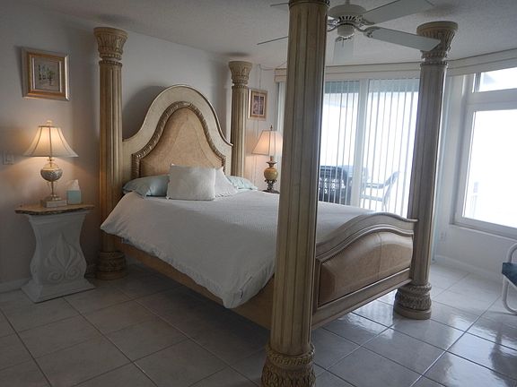master bedroom ocean front with balcony