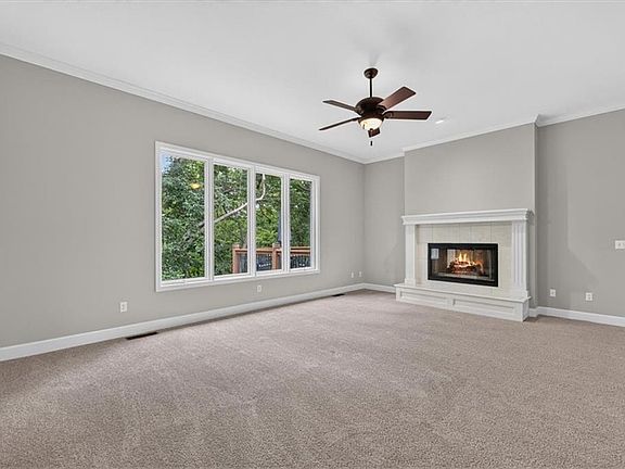 5th image of 2216 SW Waterfall Dr