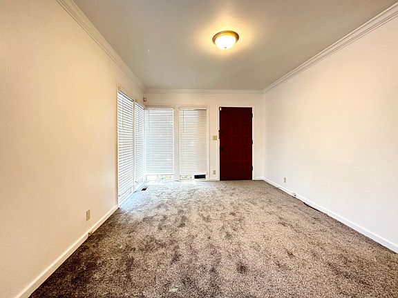 4th image of 1606 Carlson Blvd