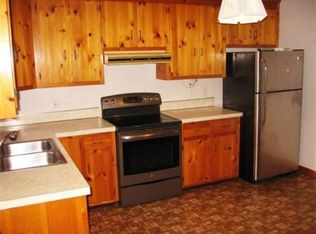 216 Ashland Ave #2, Southbridge, MA 01550