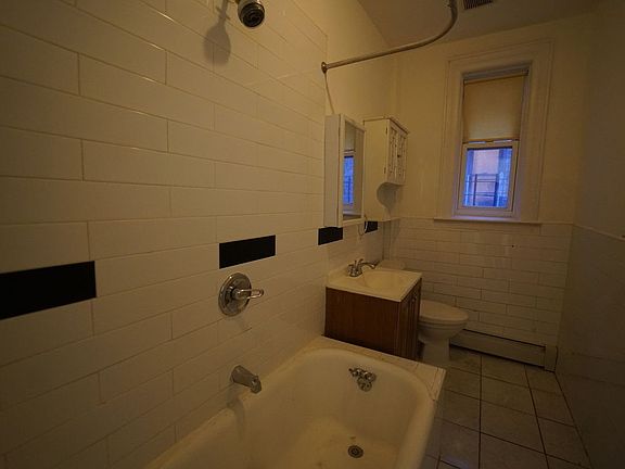 5th image of 2306 Morris Ave APT 2