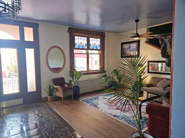 Castle Apartments, 721 E Adams St #3cc187d5a, Tucson, AZ 85719