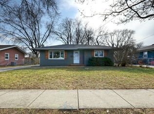 2718 Dosh Rd, Des Moines, IA 50310