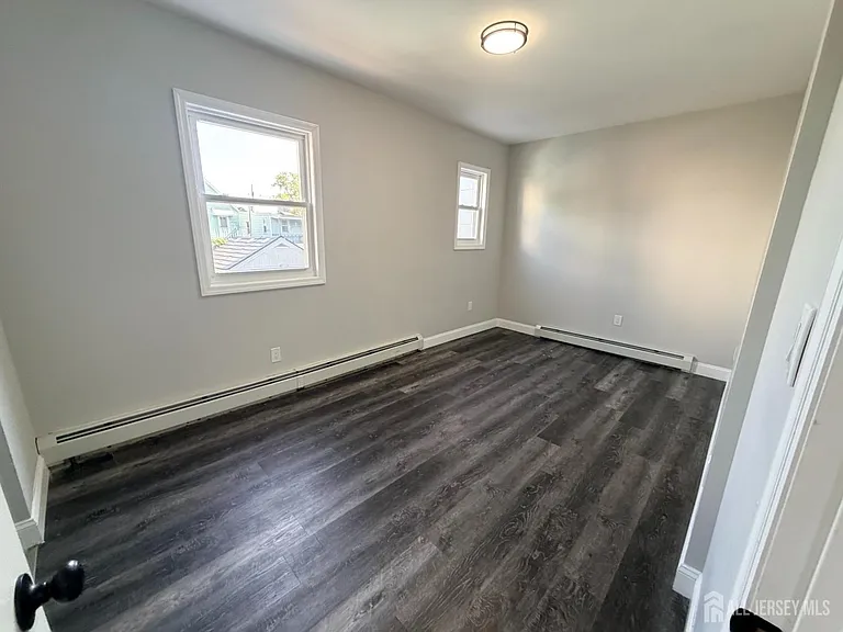 612 Johnstone St #310 — Photo 9