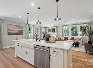 12069 Lavinia Ln, Charlotte, NC 28277