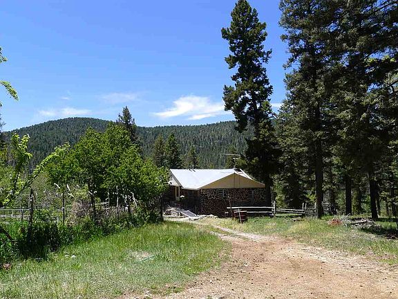3rd image of 839 Cox Canyon Hwy