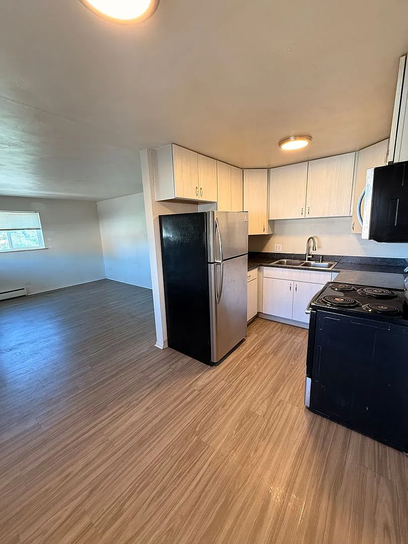 5532 S Grant St. — Photo 1