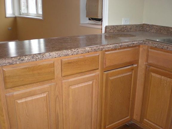 4th image of 7214 Oak Ave APT 2SE