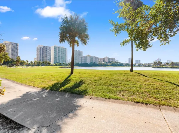 3675 N Country Club Dr APT 105, Aventura, FL 33180