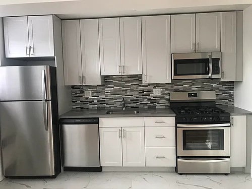 Floor plan 2 BR L Platinum