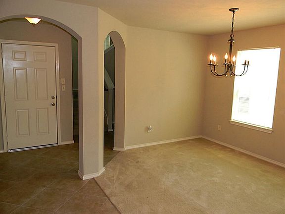 2nd image of 11915 Shallow Oaks Dr